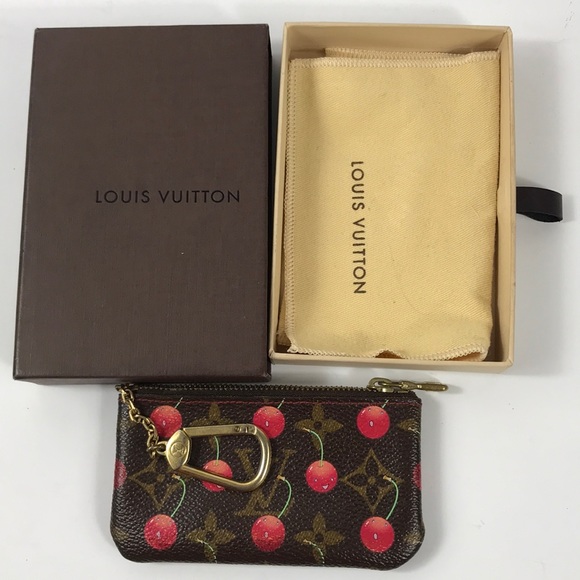 Louis Vuitton Handbags - 🍒Louis Vuitton key cles cerise
